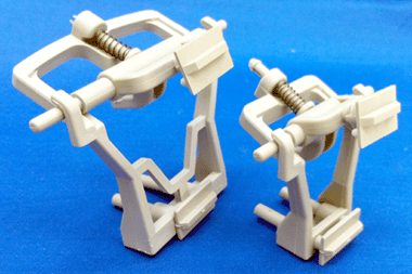BesQual Plastic Articulator